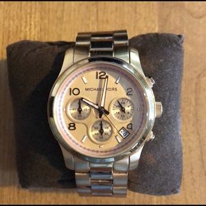 Michael kors rose gold watch